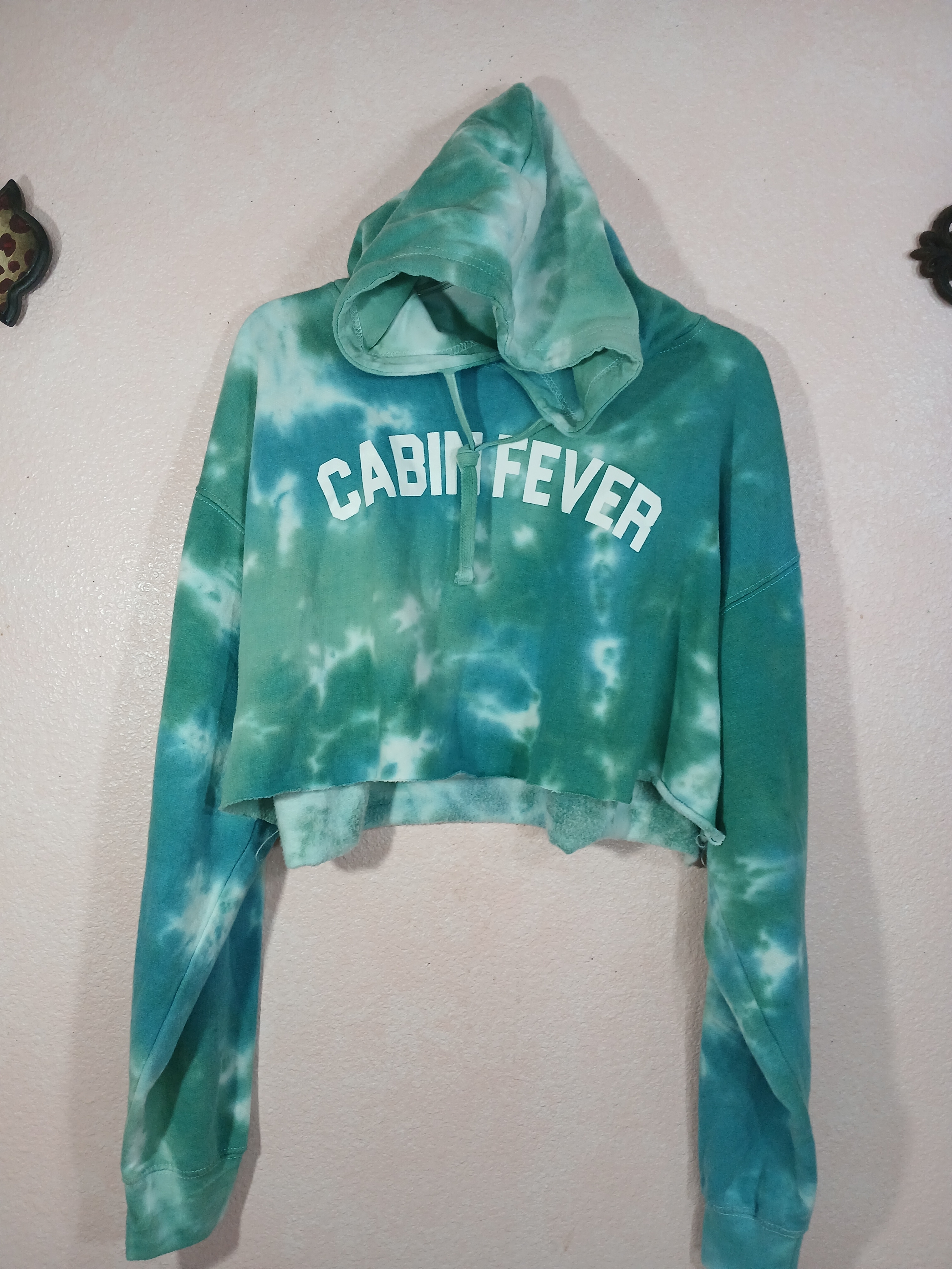 Cabin Fever Tie-Dye Cropped Hooded Sweatshirt In Blue Hues Womans Xl
